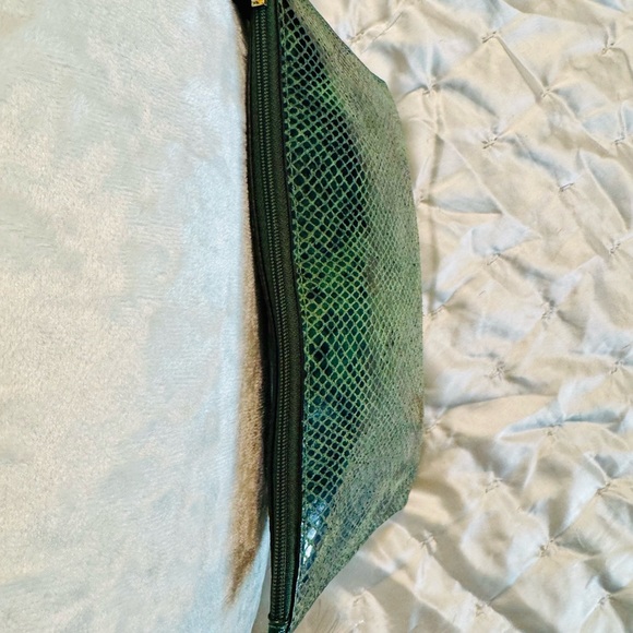 Coach Emerald Green Snakeskin Wristlet - Picture 5 of 10